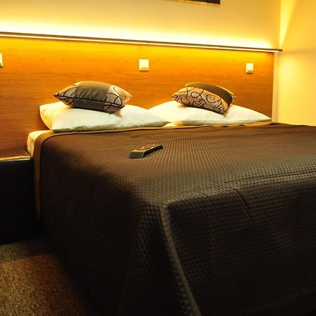 Villa B&B Warsaw Luaran gambar