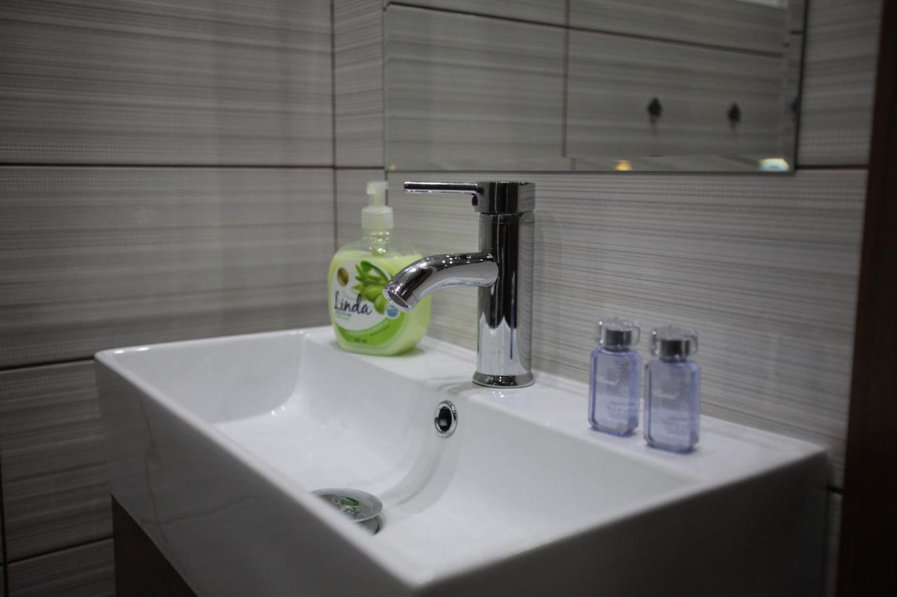 Villa B&B Warsaw Luaran gambar