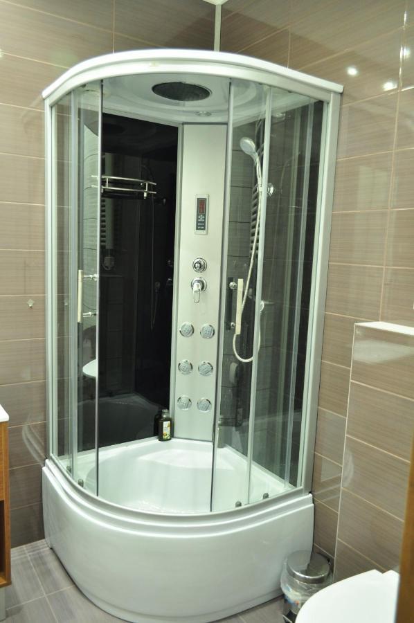 Villa B&B Warsaw Luaran gambar