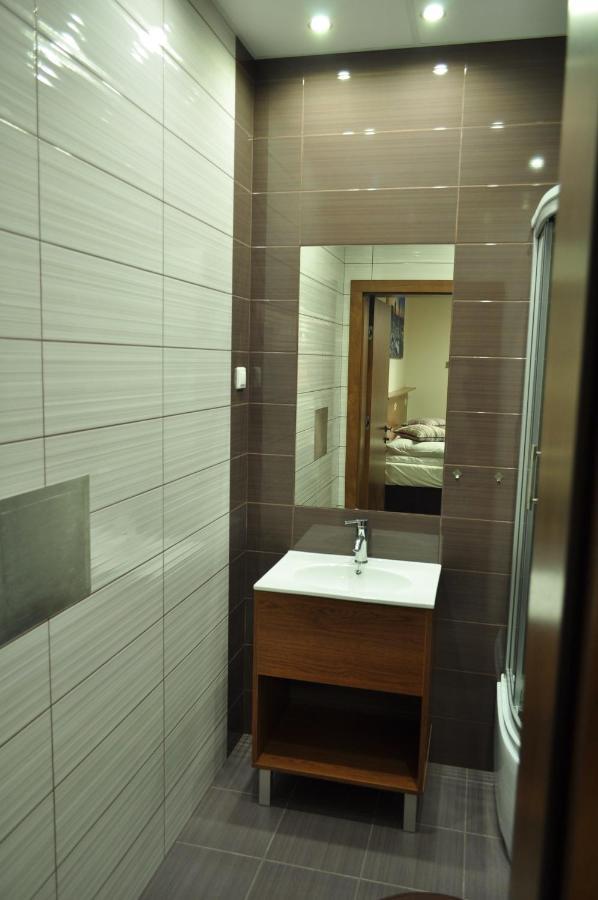 Villa B&B Warsaw Luaran gambar