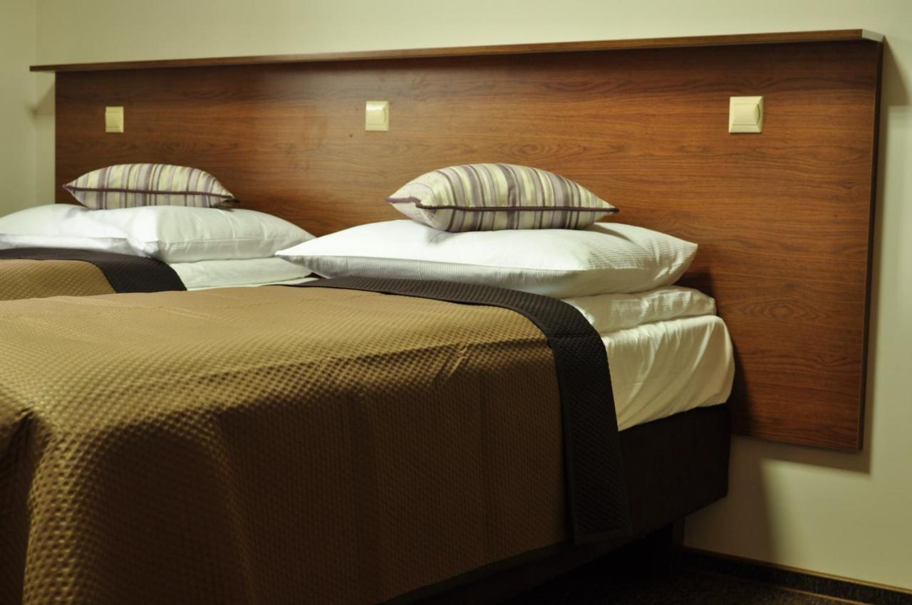 Villa B&B Warsaw Luaran gambar